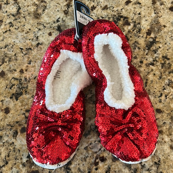 Ruby red slippers - Picture 1 of 2